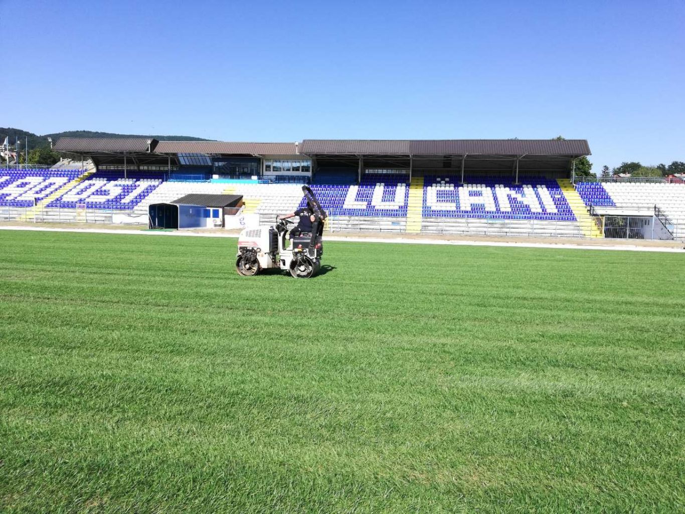 Hellasod with new turf in football pitches in Serbia!